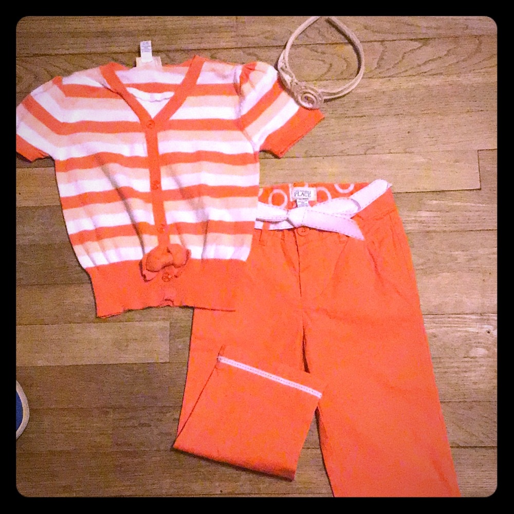 💚💚Children’s place set 5/6 capris / cardigan